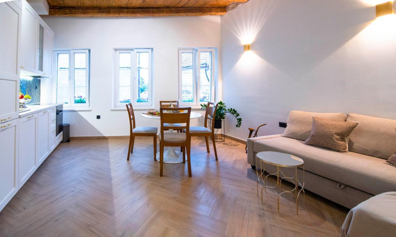 Apartments Allegra Sinj Exterior photo